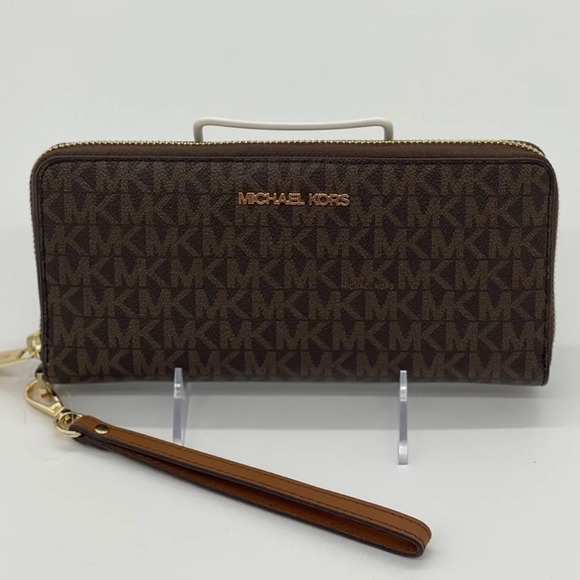Michael Kors Continental Wallet Wristlet Brown - Picture 1 of 7